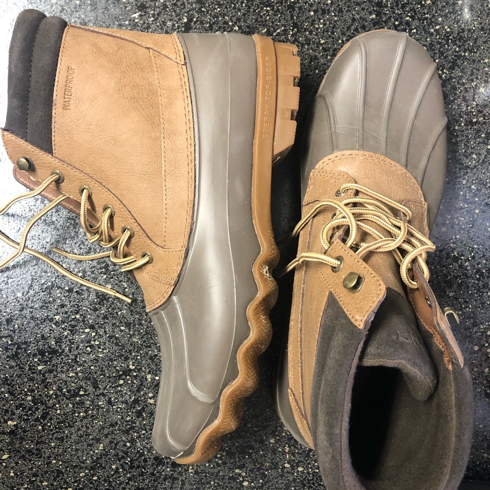 Sperry Mens duck boots size 12 .